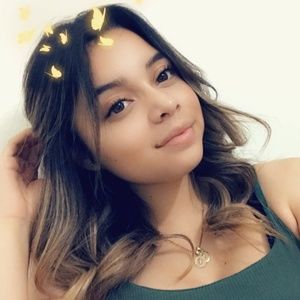 Meet your Posher, Yarely